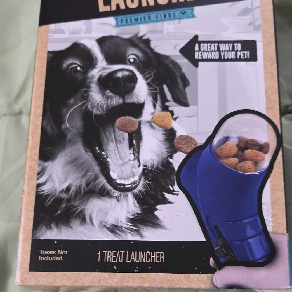 Premier Finds Blue Pet Treat Launcher